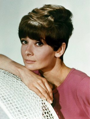 Audrey Hepburn pic #385081