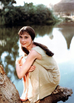 Audrey Hepburn pic #381805