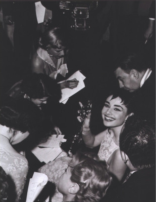 Audrey Hepburn pic #384779