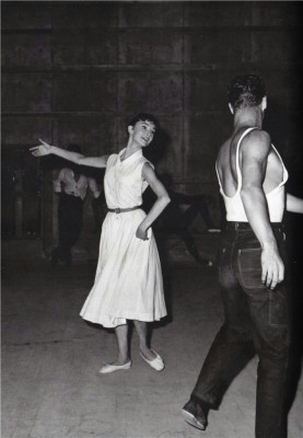Audrey Hepburn pic #470272
