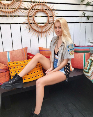 Ava Sambora pic #1059999