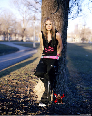 Avril Lavigne pic #23354