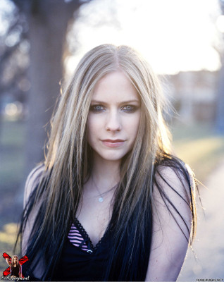 Avril Lavigne pic #23353