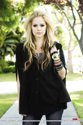 Avril Lavigne pic #218293