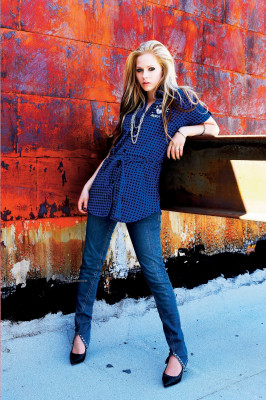 Avril Lavigne pic #230797