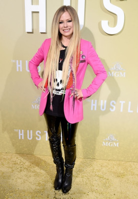 Avril Lavigne pic #1132623