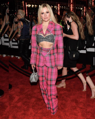 Avril Lavigne pic #1269700