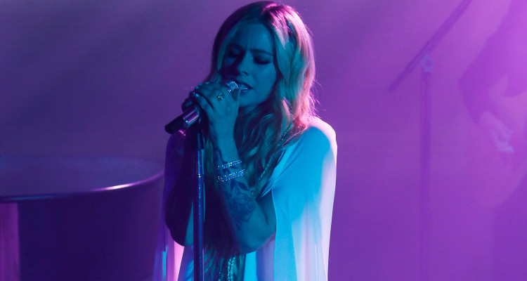 Avril Lavigne pic #1070707