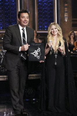 Avril Lavigne pic #1107534