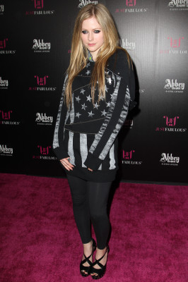 Avril Lavigne pic #469950