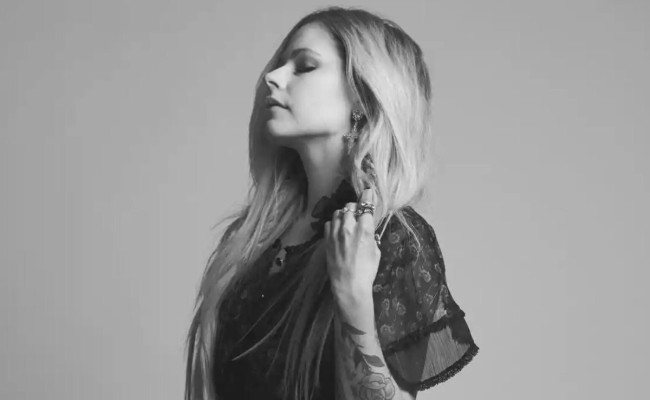 Avril Lavigne pic #1099947