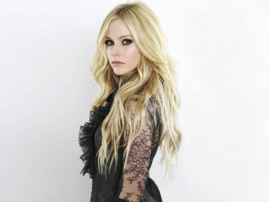 Avril Lavigne pic #109805