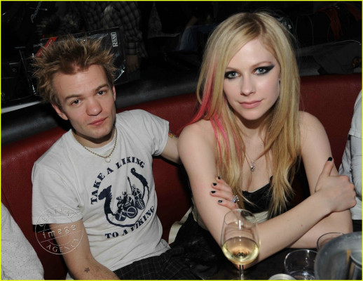 Avril Lavigne pic #137572