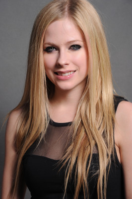 Avril Lavigne pic #397204