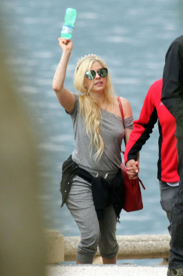 Avril Lavigne pic #1043796