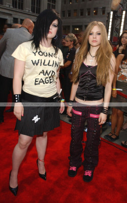 Avril Lavigne pic #15303