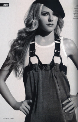 Avril Lavigne pic #58421