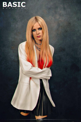 Avril Lavigne pic #1302172
