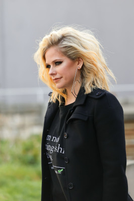 Avril Lavigne pic #1323827