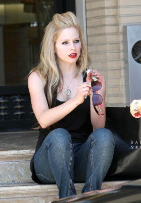 Avril Lavigne pic #174099