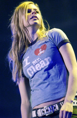 Avril Lavigne pic #195400
