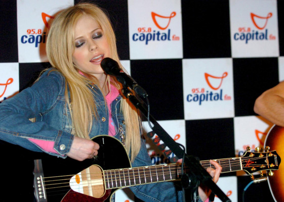 Avril Lavigne pic #195463