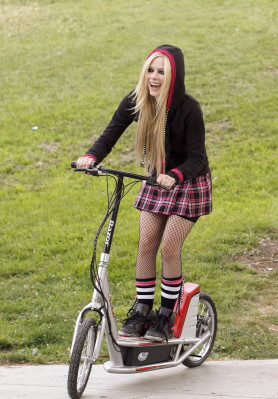 Avril Lavigne pic #195409