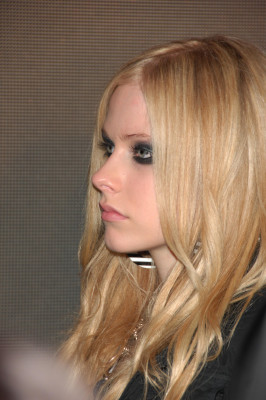 Avril Lavigne pic #195468