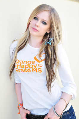 Avril Lavigne pic #222331