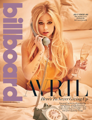 Avril Lavigne pic #1076453