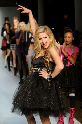 Avril Lavigne pic #184990