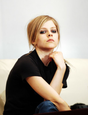 Avril Lavigne pic #23342