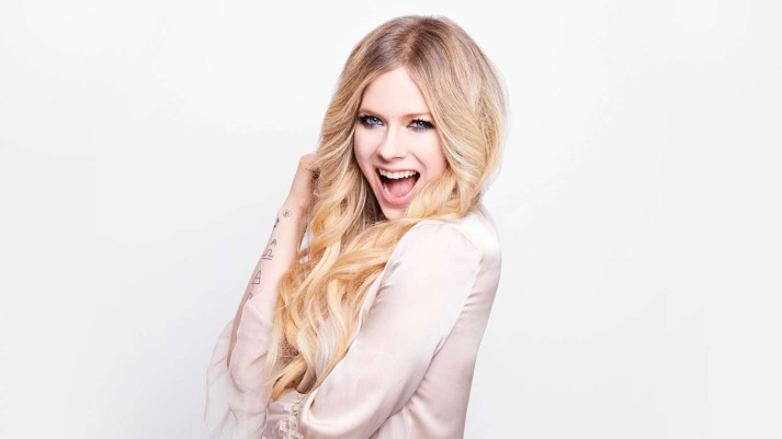 Avril Lavigne pic #1152430