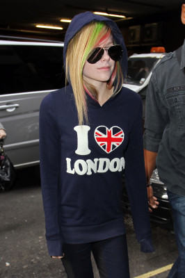 Avril Lavigne pic #527369