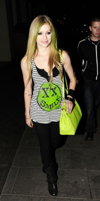 Avril Lavigne pic #526491