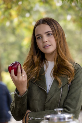Bailee Madison pic #1024377