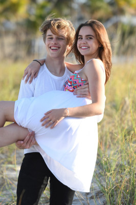 Bailee Madison pic #928044