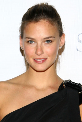 Bar Refaeli pic #133878