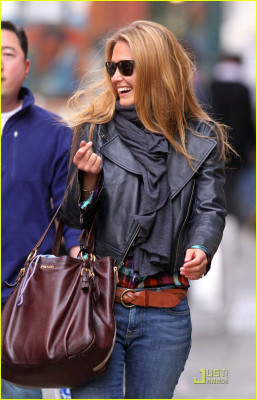 Bar Refaeli pic #153136