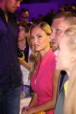Bar Refaeli pic #945079
