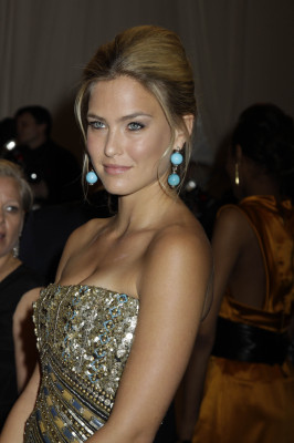 Bar Refaeli pic #375234