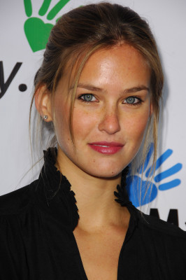 Bar Refaeli pic #133879