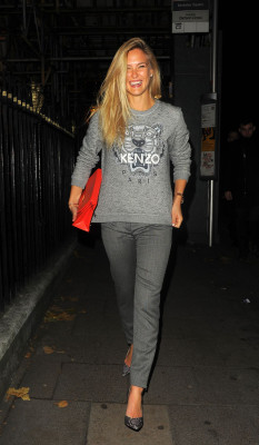Bar Refaeli pic #660108