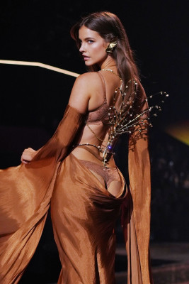 Barbara Palvin at Victoria’s Secret Fashion Show 2025
