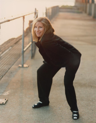 Barbra Streisand pic #188475