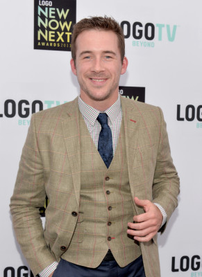 Barry Sloane  pic #1247526