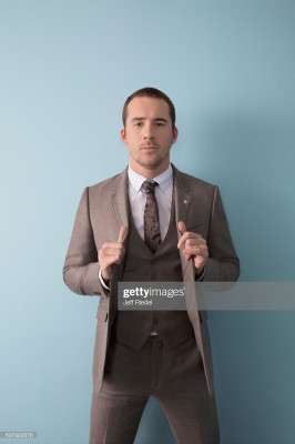 Barry Sloane  pic #1277413