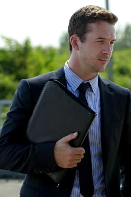 Barry Sloane  pic #841406