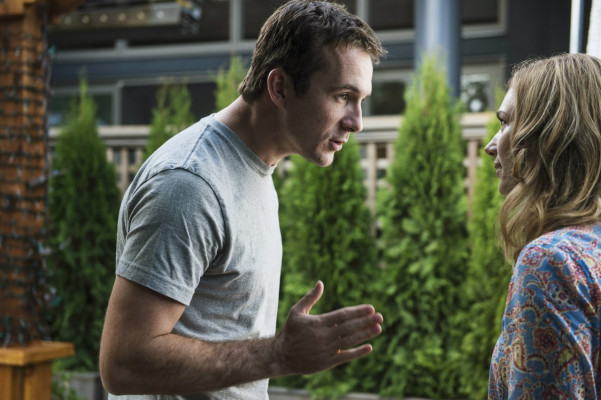 Barry Sloane  pic #850090
