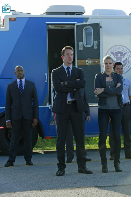 Barry Sloane  pic #852200